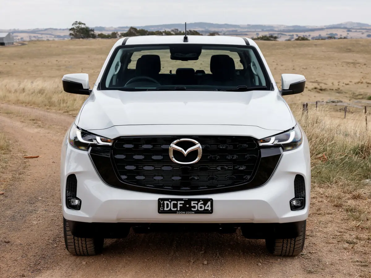 Mazda BT-50 III Рестайлинг Пикап Двойная кабина — сүрөт 3