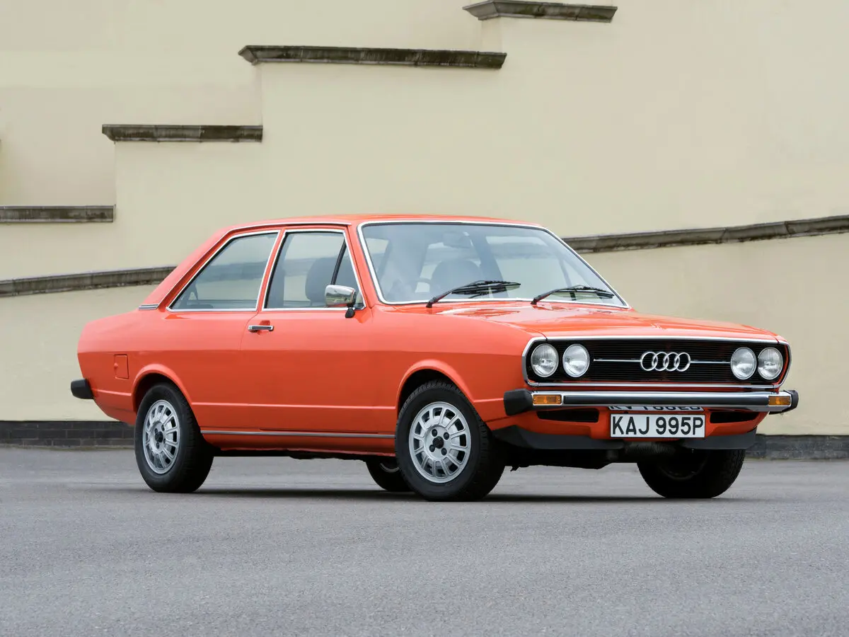 Audi 80 II (B1) Седан 2 дв.