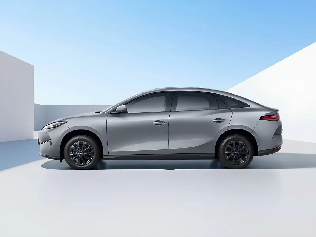 BYD E7 2025 – н.в. Седан — сүрөт 2