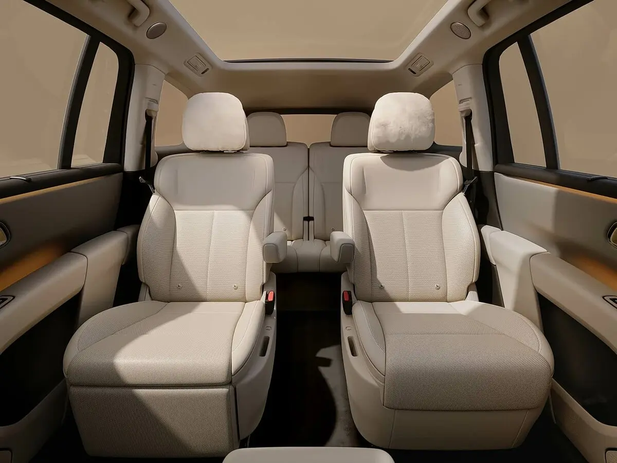 Li Auto (Lixiang) i8 2025 – н.в. Внедорожник 5 дв. — photo 8