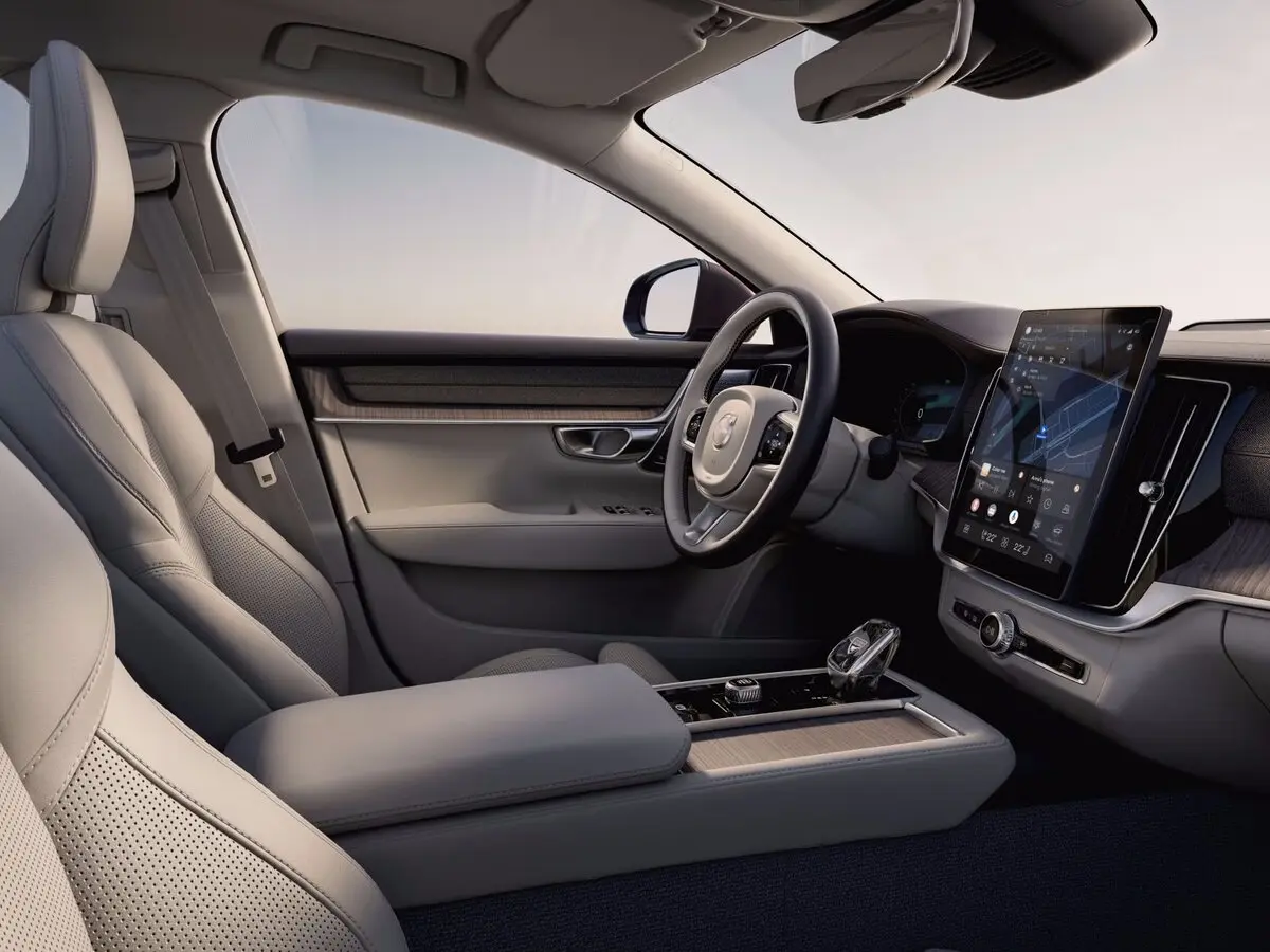 Volvo S90 II Рестайлинг 2 Седан — 照片 8