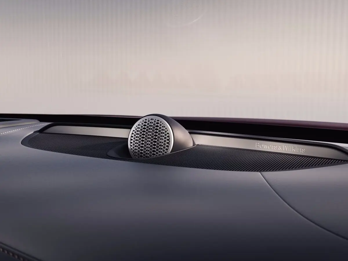 Volvo S90 II Рестайлинг 2 Седан — 照片 16