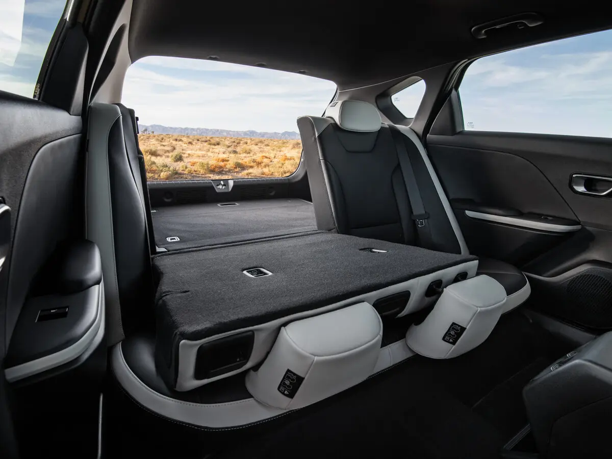 Kia K4 2024 – н.в. Хэтчбек 5 дв. — 照片 9