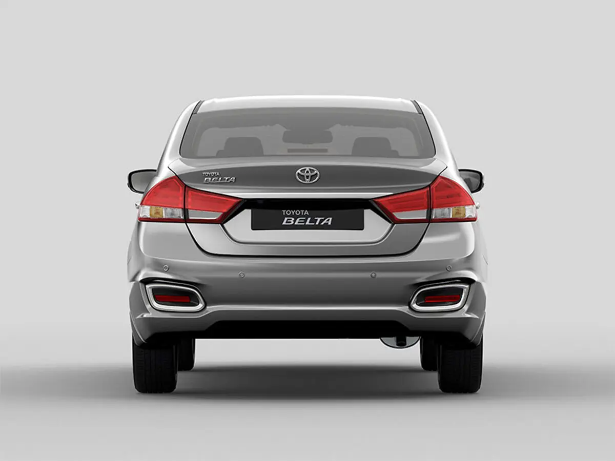 Toyota Belta II Седан — сүрөт 3