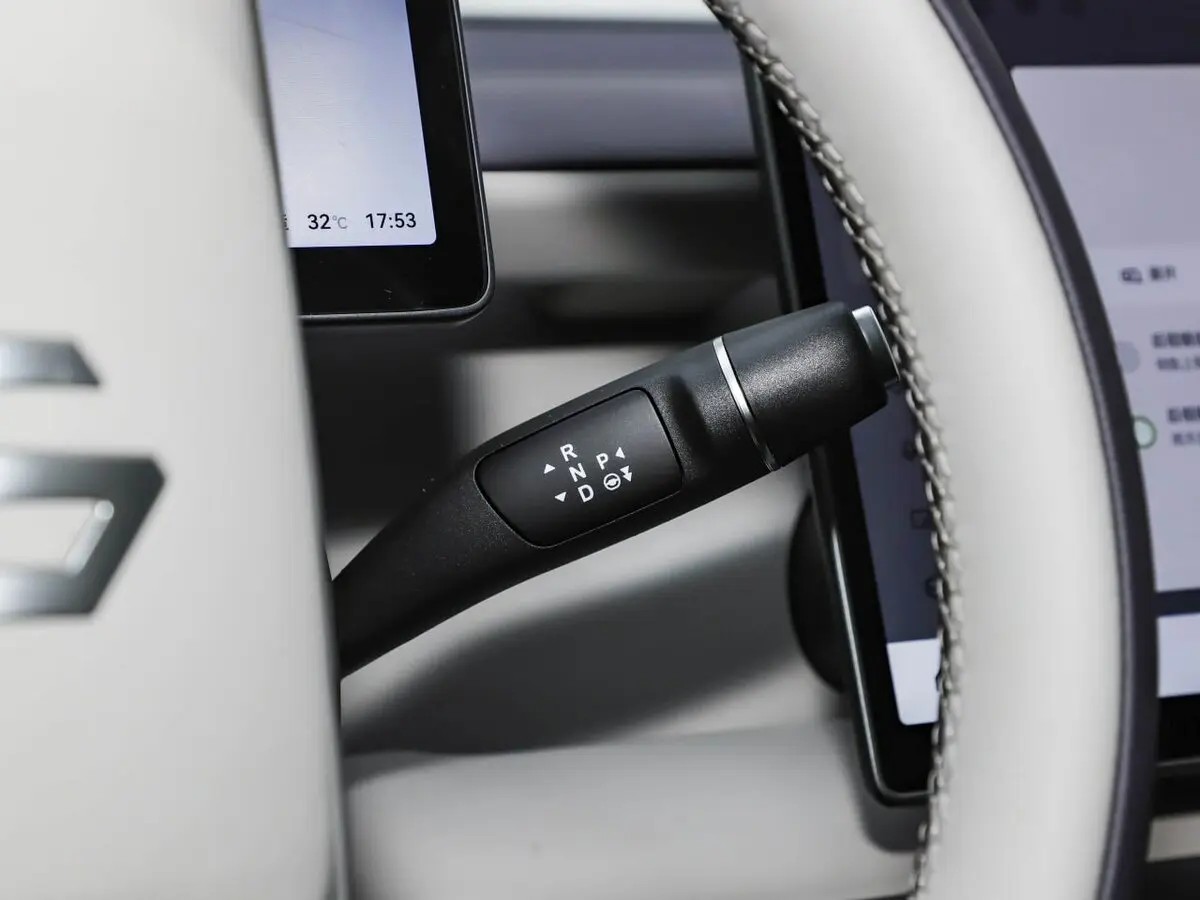 Leapmotor B01 2025 – н.в. Седан — сүрөт 12