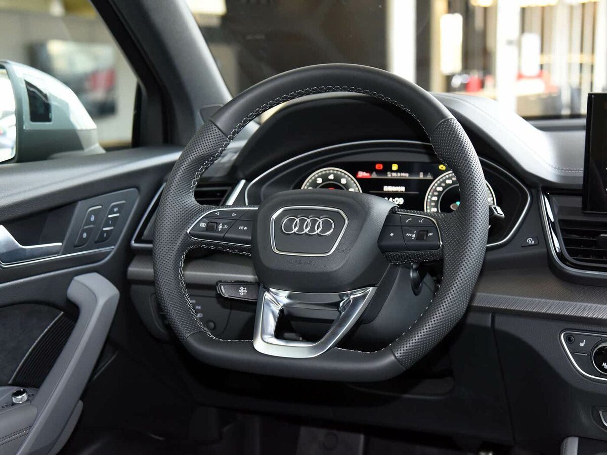 Audi Q5 Sportback I (FY) Внедорожник 5 дв. L