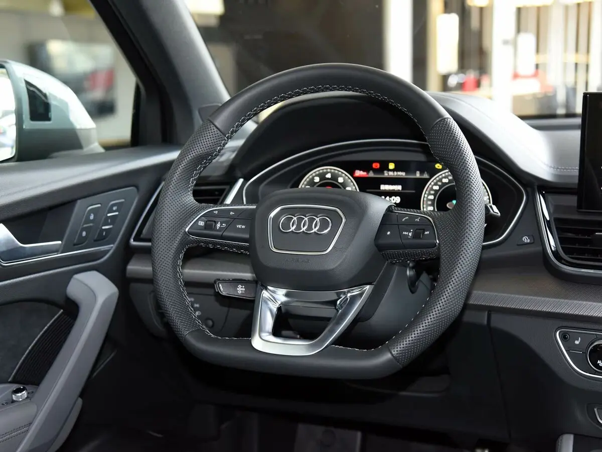 Audi Q5 Sportback I (FY) Внедорожник 5 дв. L — photo 6