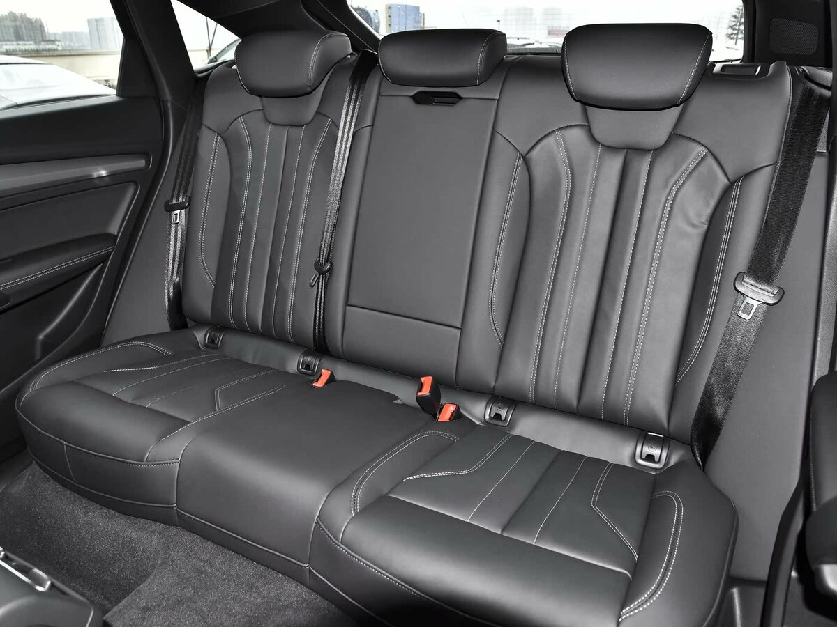 Audi Q5 Sportback I (FY) Внедорожник 5 дв. L