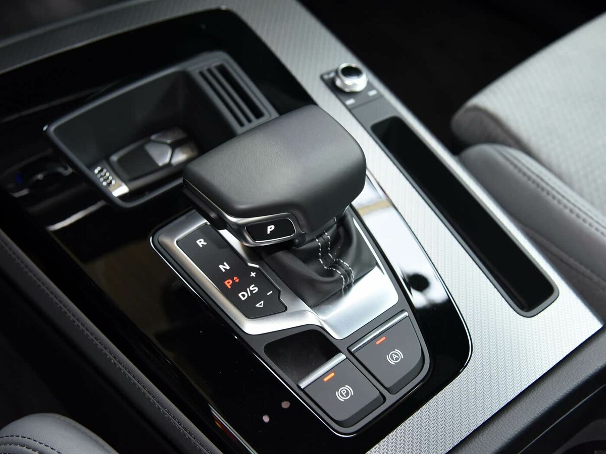 Audi Q5 Sportback I (FY) Внедорожник 5 дв. L