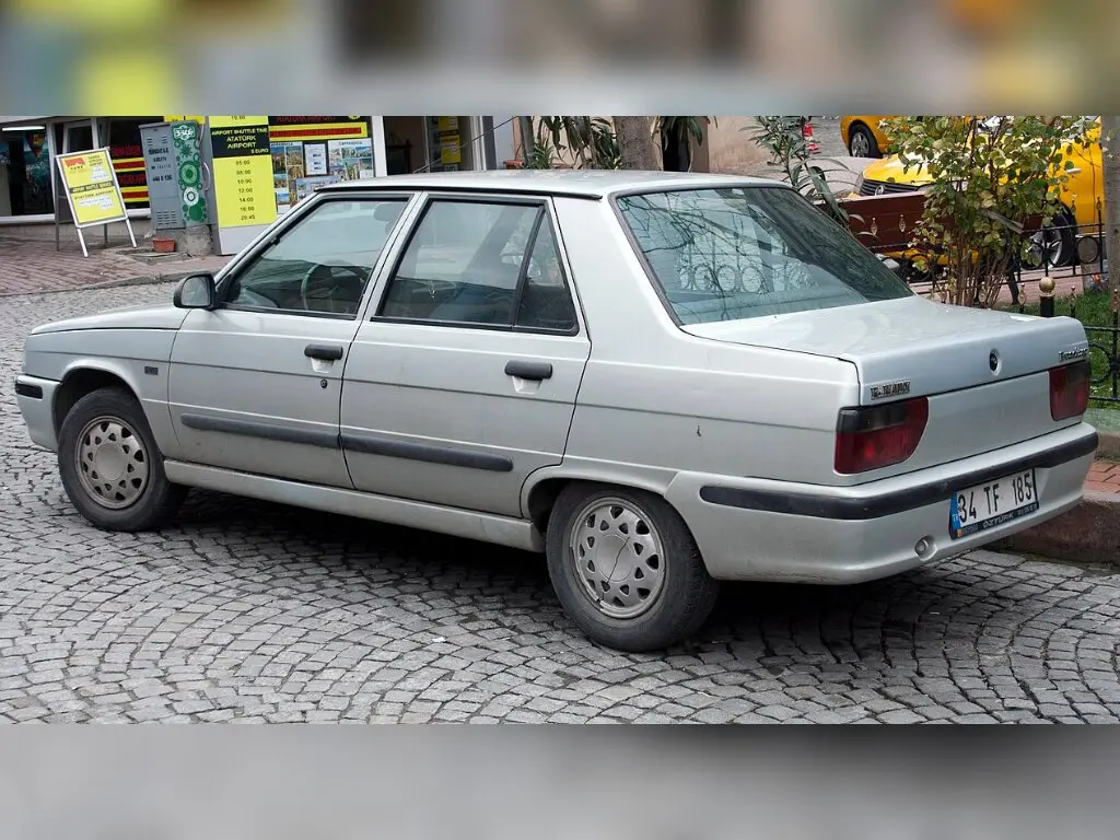 Renault 9 Broadway Седан — сүрөт 4
