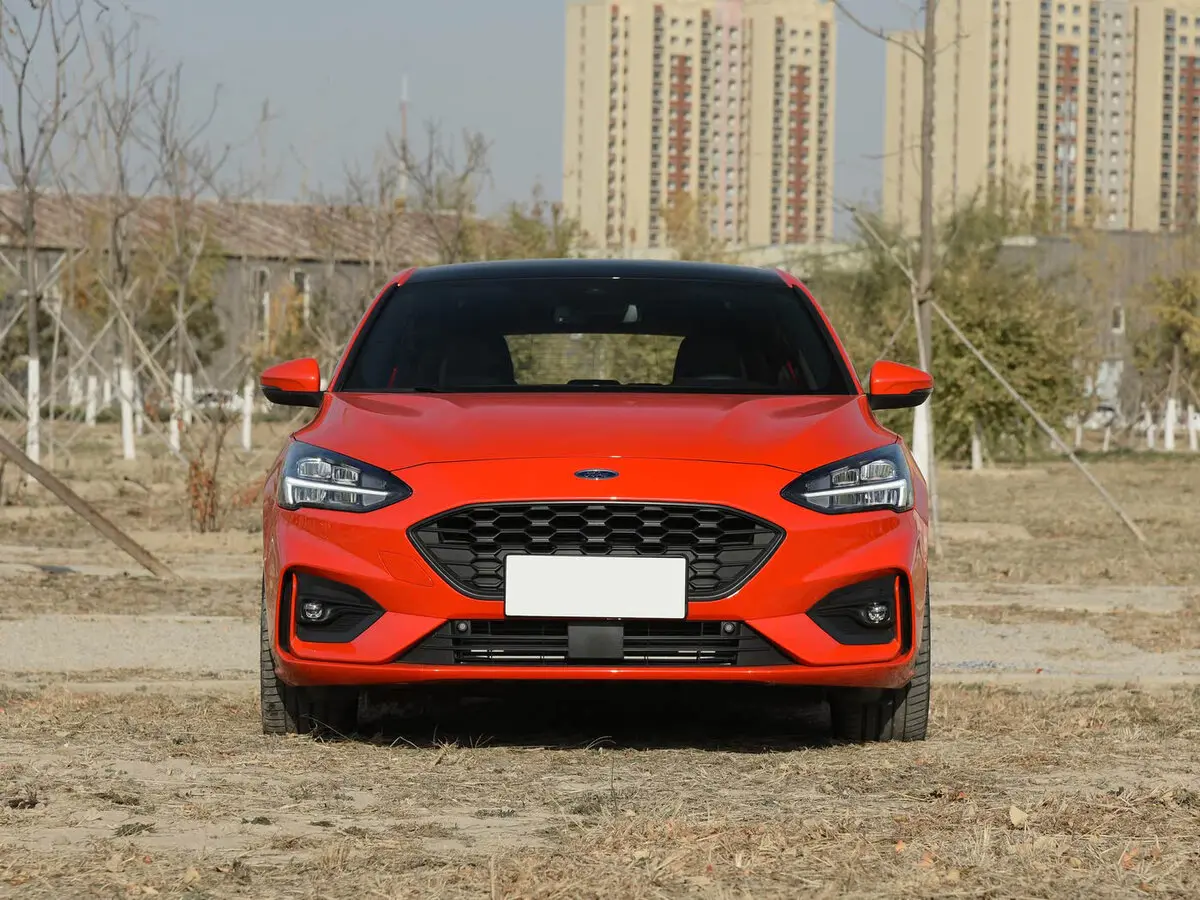 Ford Focus IV Рестайлинг (China Market) Хэтчбек 5 дв. — фото 3