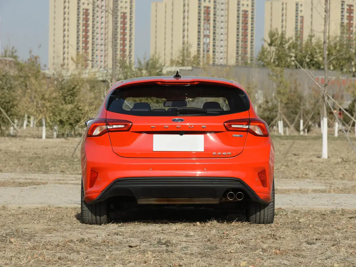 Ford Focus IV Рестайлинг (China Market) Хэтчбек 5 дв. — фото 4