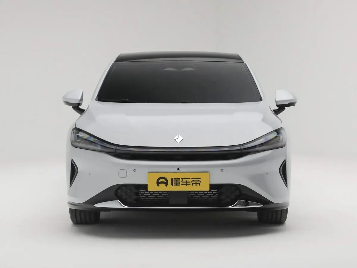 Baojun Xiangjing 2025 – н.в. Хэтчбек 5 дв. PHEV — 照片 3