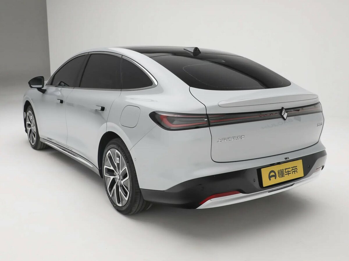 Baojun Xiangjing 2025 – н.в. Хэтчбек 5 дв. PHEV