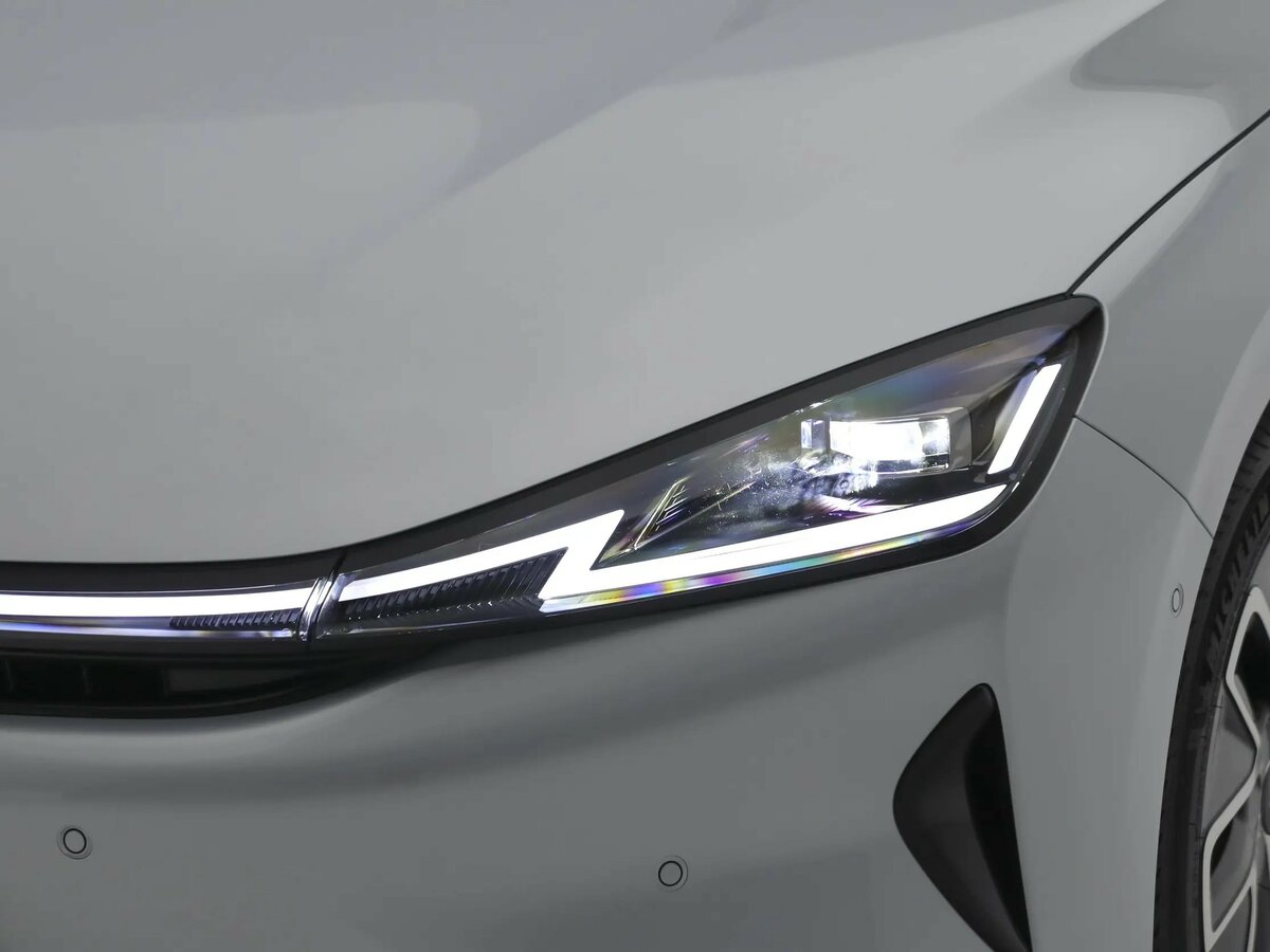 Baojun Xiangjing 2025 – н.в. Хэтчбек 5 дв. PHEV