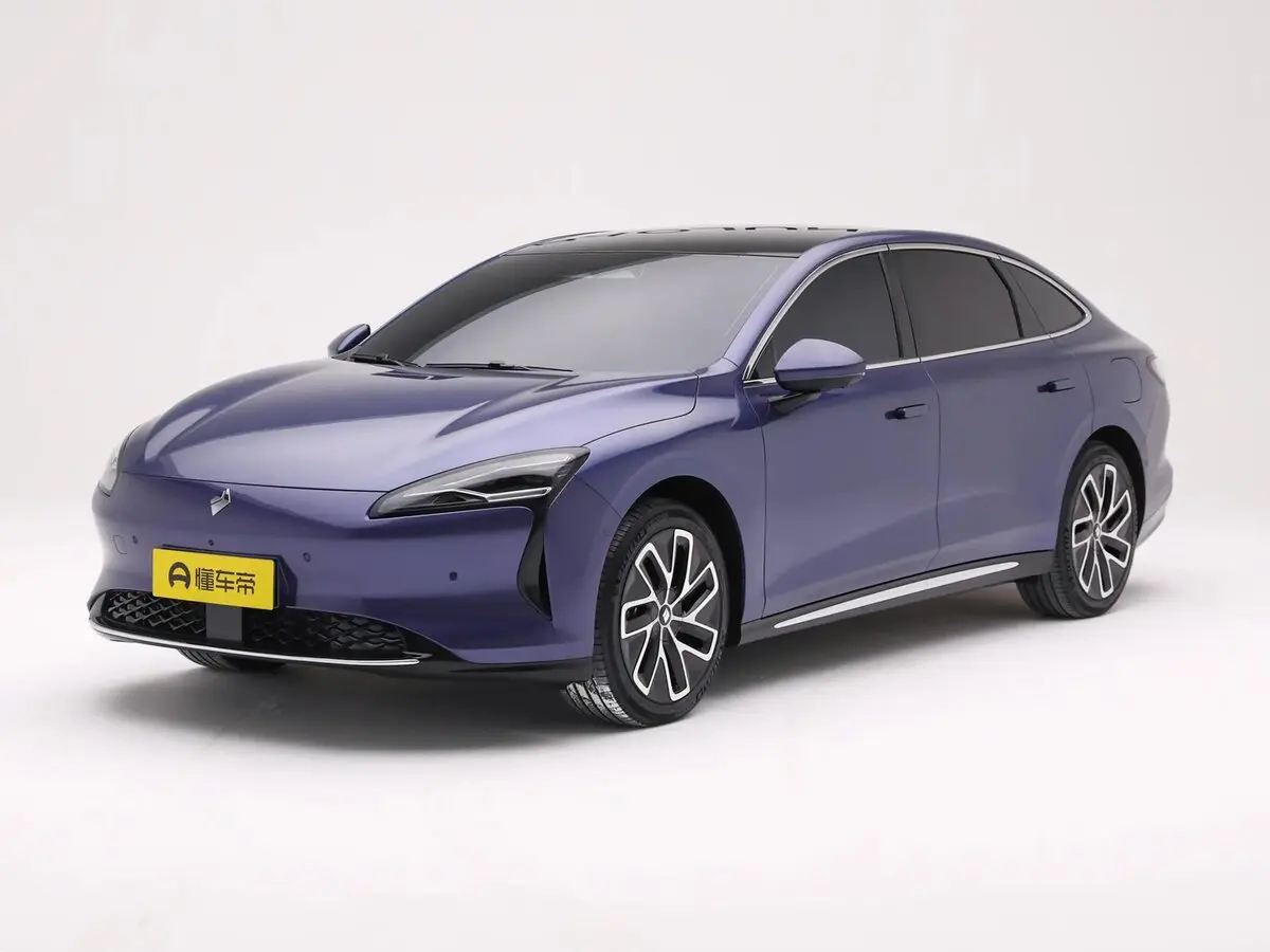 Baojun Xiangjing 2025 – н.в. Хэтчбек 5 дв. EV