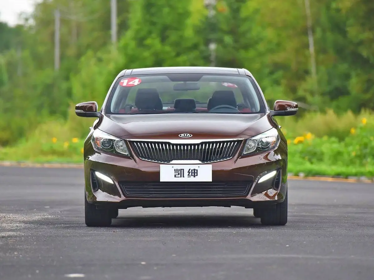 Kia Cachet 2014 – 2020 Седан — сүрөт 3