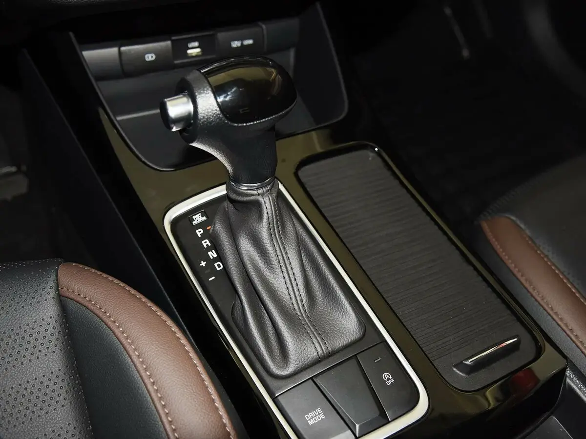 Kia Cachet 2014 – 2020 Седан — сүрөт 8