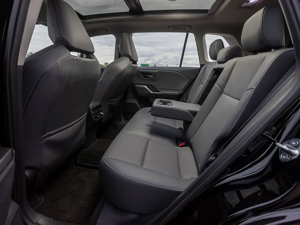 Toyota RAV4 VI (XA60) Внедорожник 5 дв. — фото 26