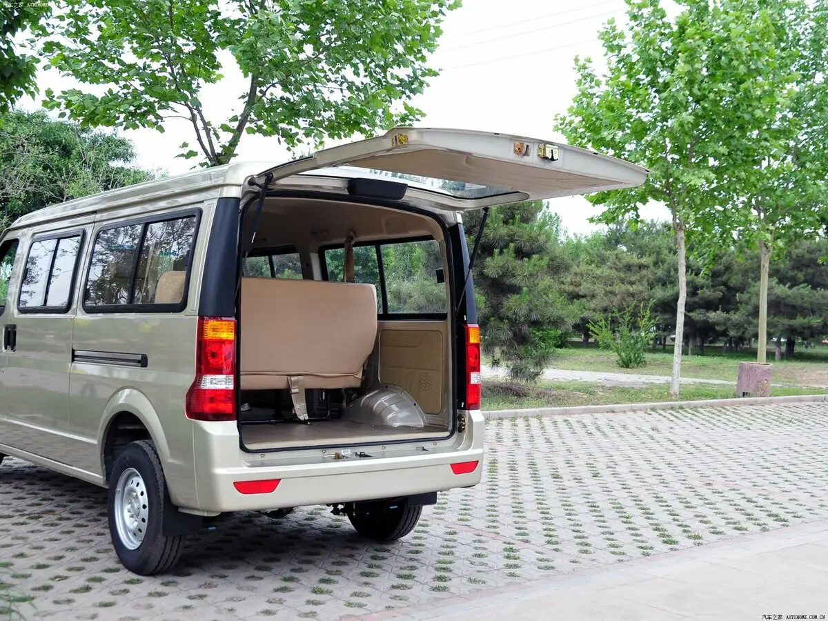 Dongfeng C36 I Минивэн — сүрөт 13