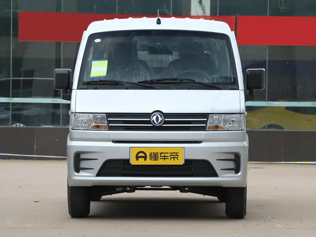 Dongfeng C36 I Рестайлинг Минивэн — photo 3