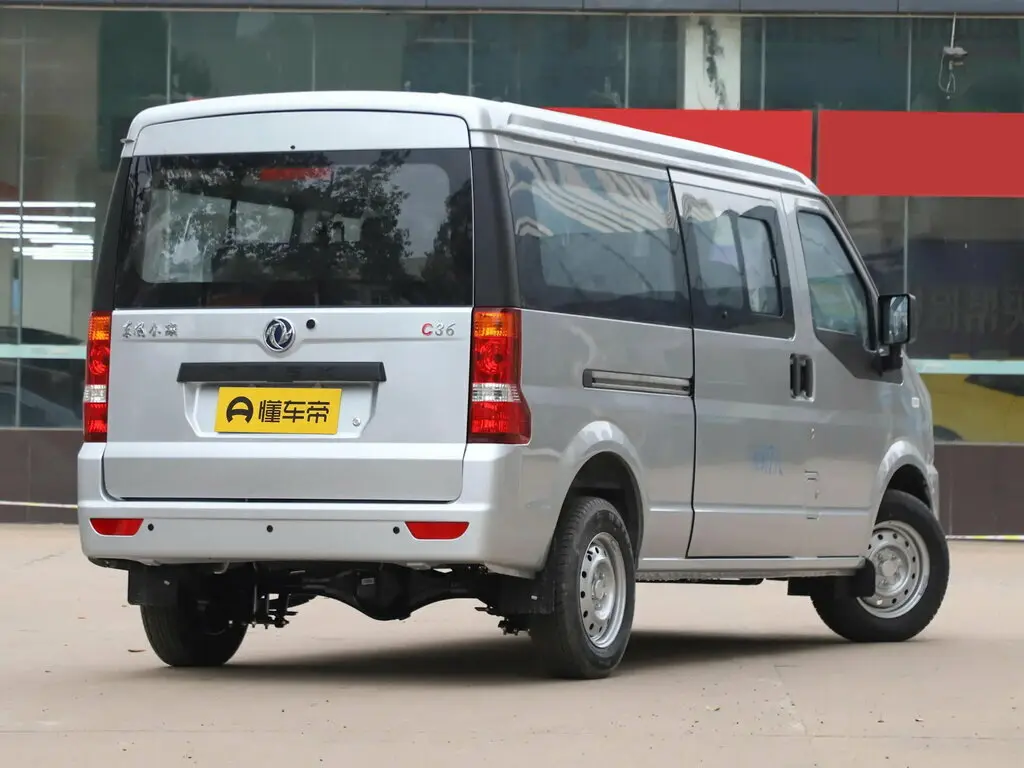 Dongfeng C36 I Рестайлинг Минивэн — photo 5