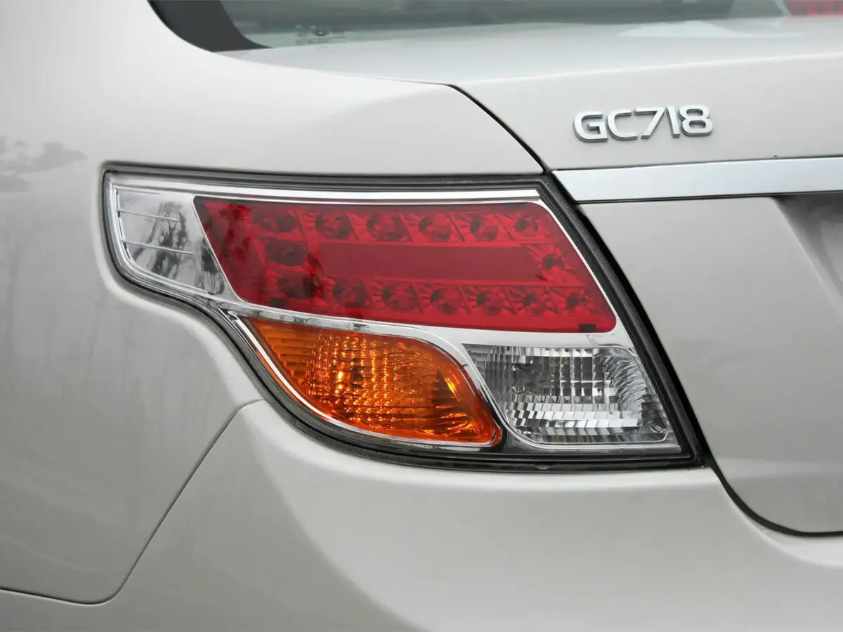 Geely GC7 2010 – 2013 Седан — сүрөт 6
