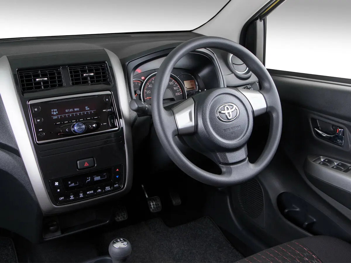 Toyota Agya I Хэтчбек 5 дв. — фото 6