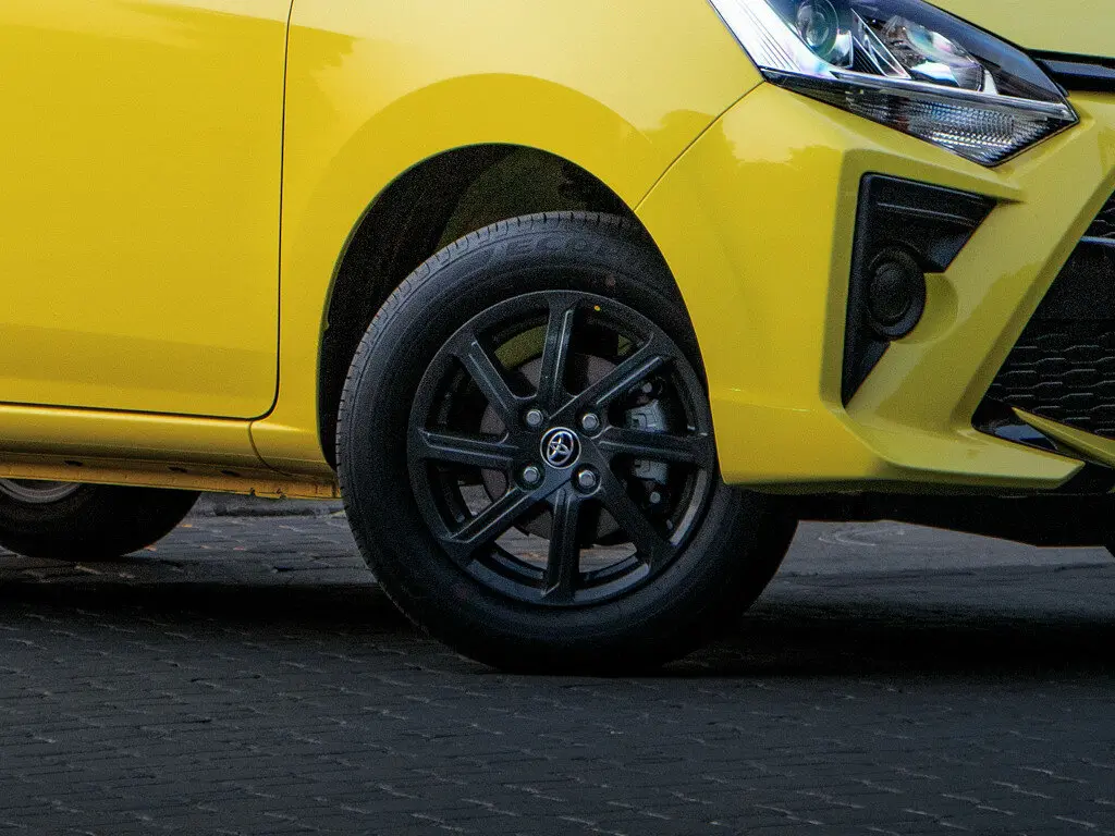 Toyota Agya I Хэтчбек 5 дв. — фото 15