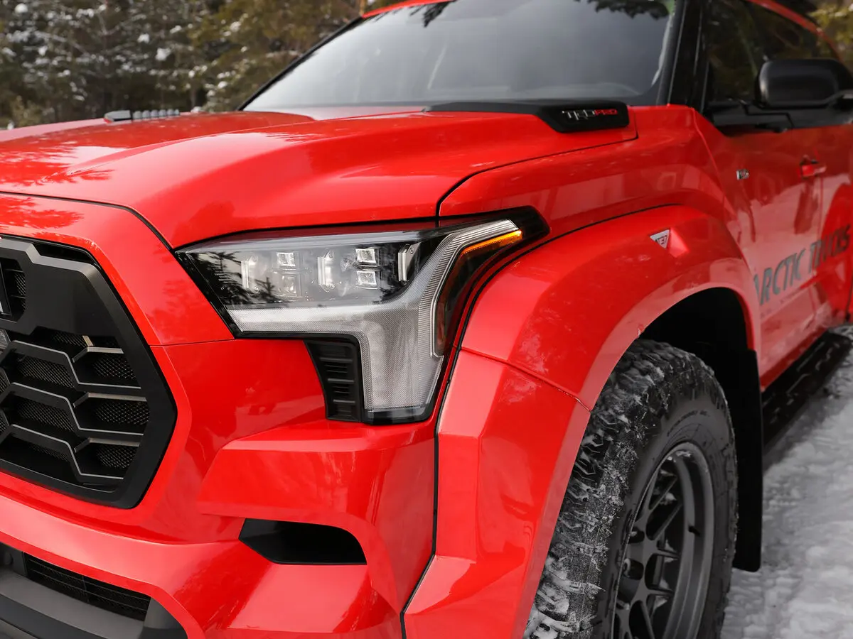 Toyota Sequoia III Внедорожник 5 дв. Arctic Trucks — фото 8