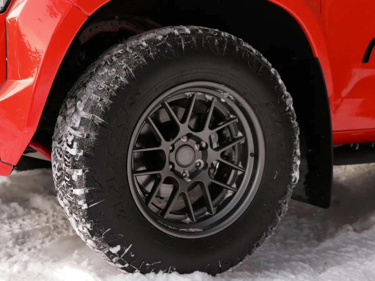 Toyota Sequoia III Внедорожник 5 дв. Arctic Trucks — фото 9