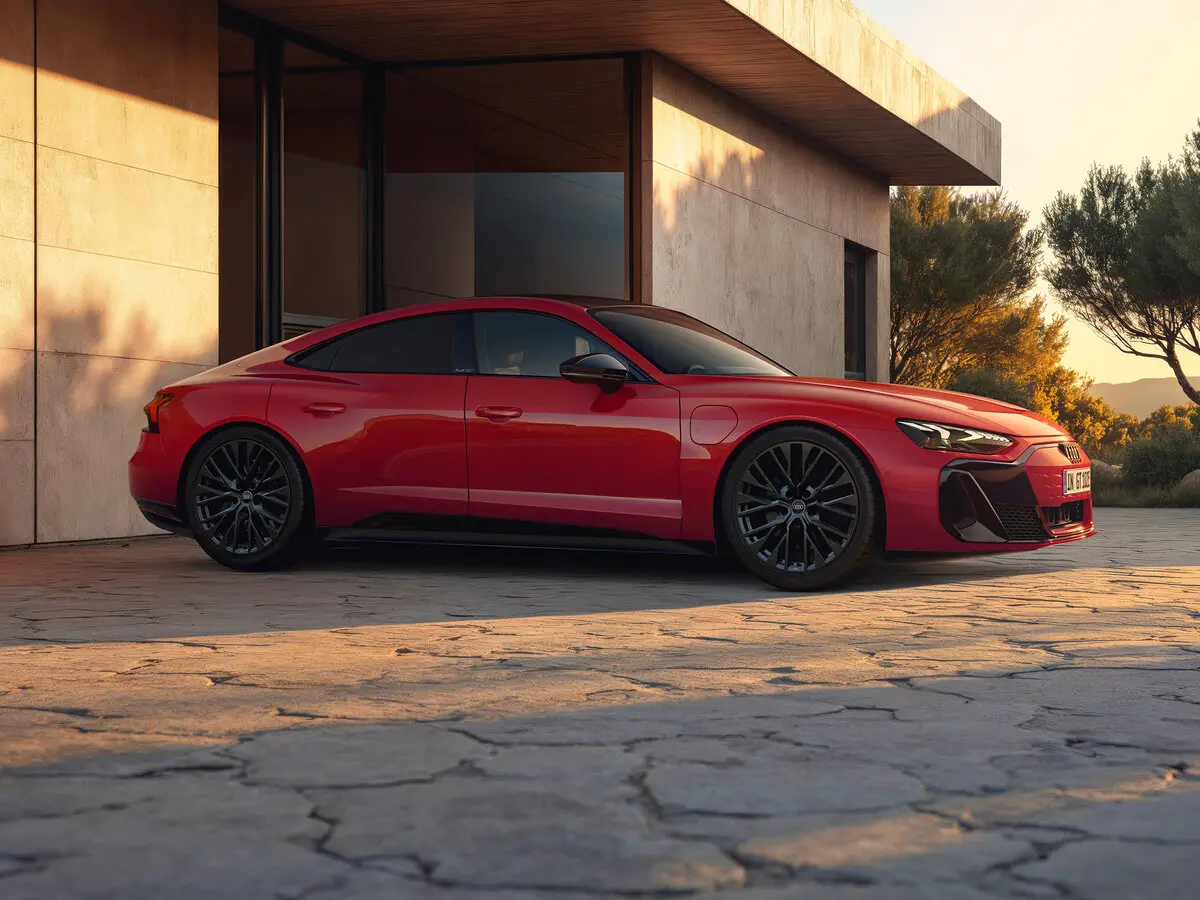 Audi e-tron GT I Рестайлинг Седан — 照片 2