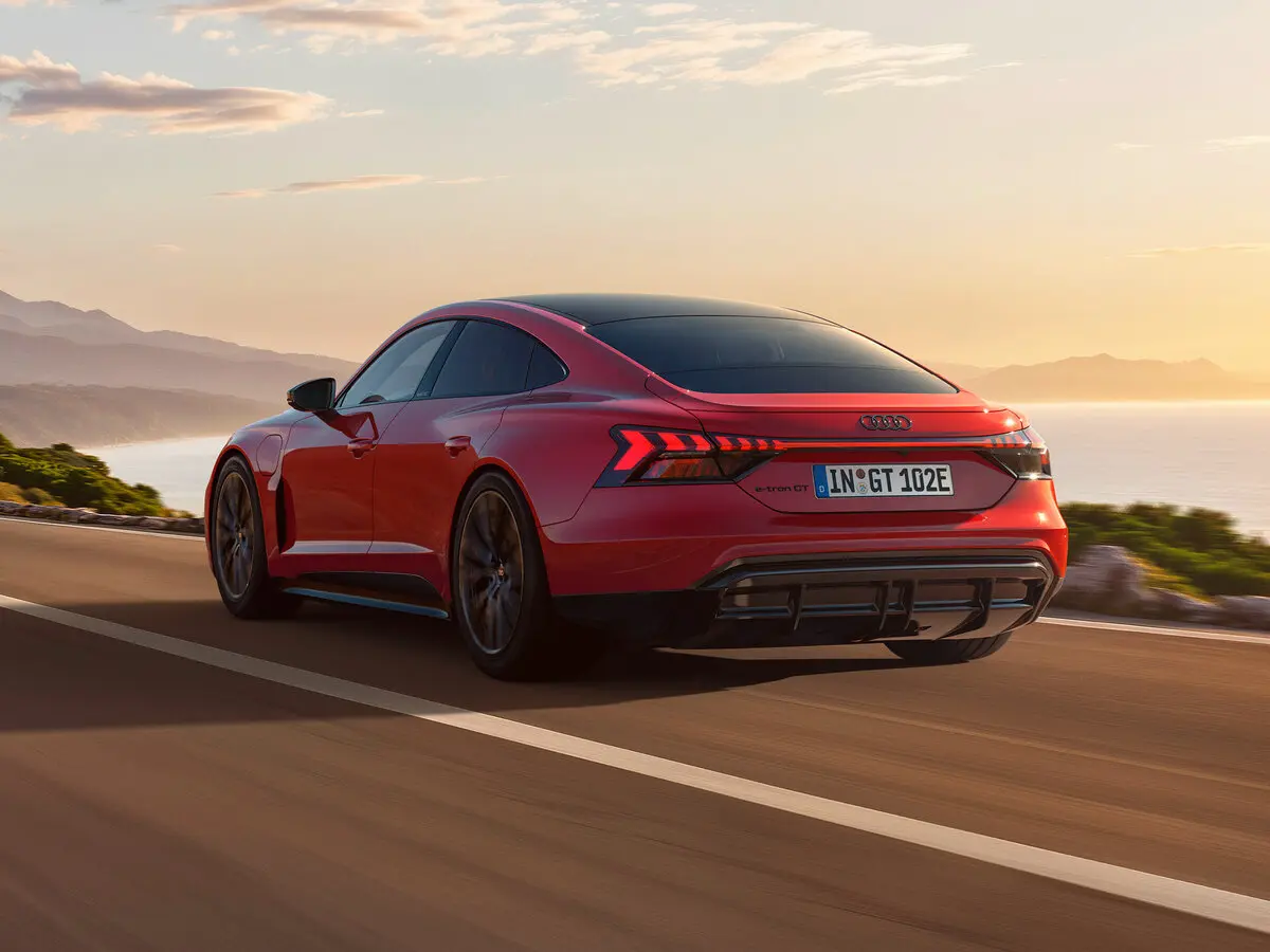 Audi e-tron GT I Рестайлинг Седан — 照片 5