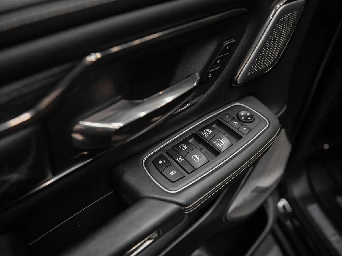 Ram 1500 V Пикап Двойная кабина Arctic Trucks — photo 11
