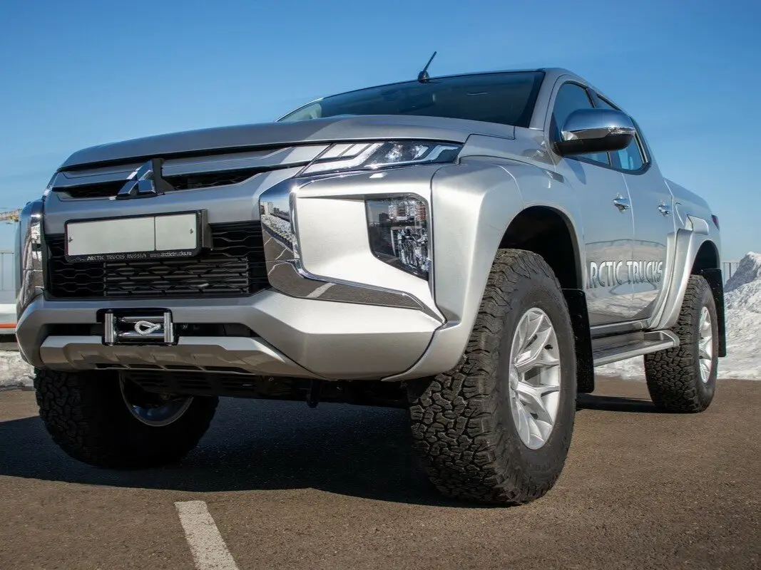 Mitsubishi L200 V Рестайлинг Пикап Двойная кабина Arctic Trucks — сүрөт 6