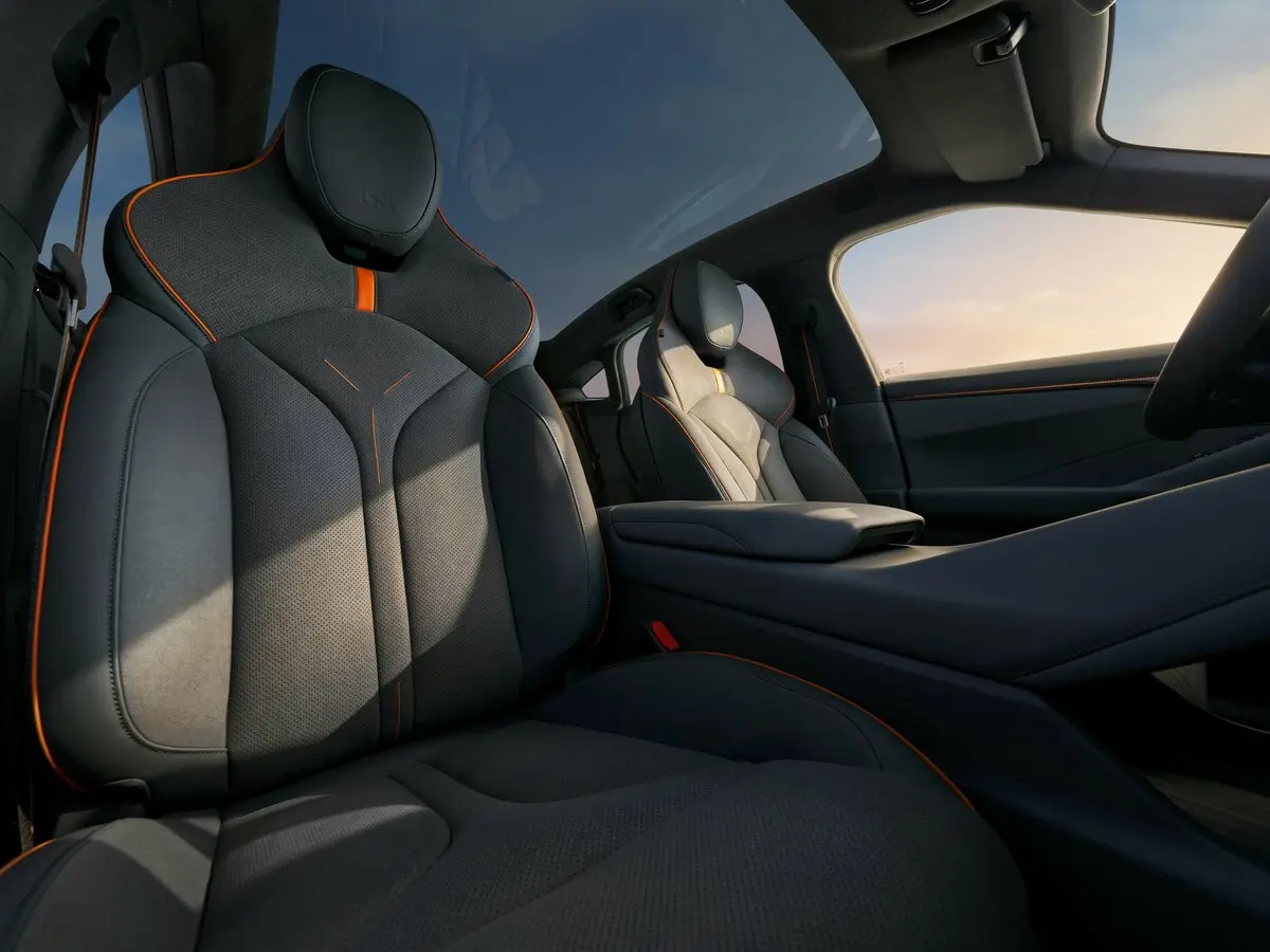 Xpeng P7 II Седан — фото 7