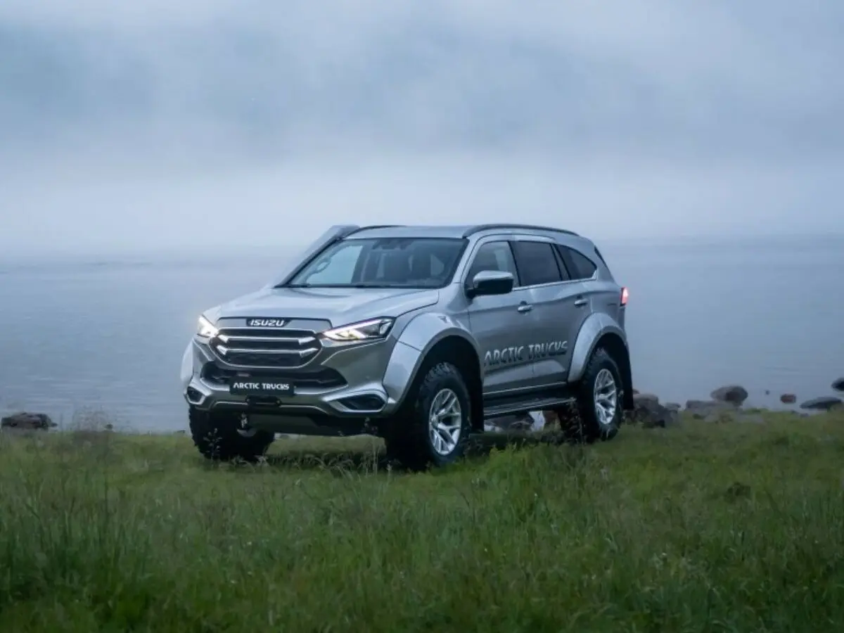 Isuzu MU-X II Внедорожник 5 дв. Arctic Trucks