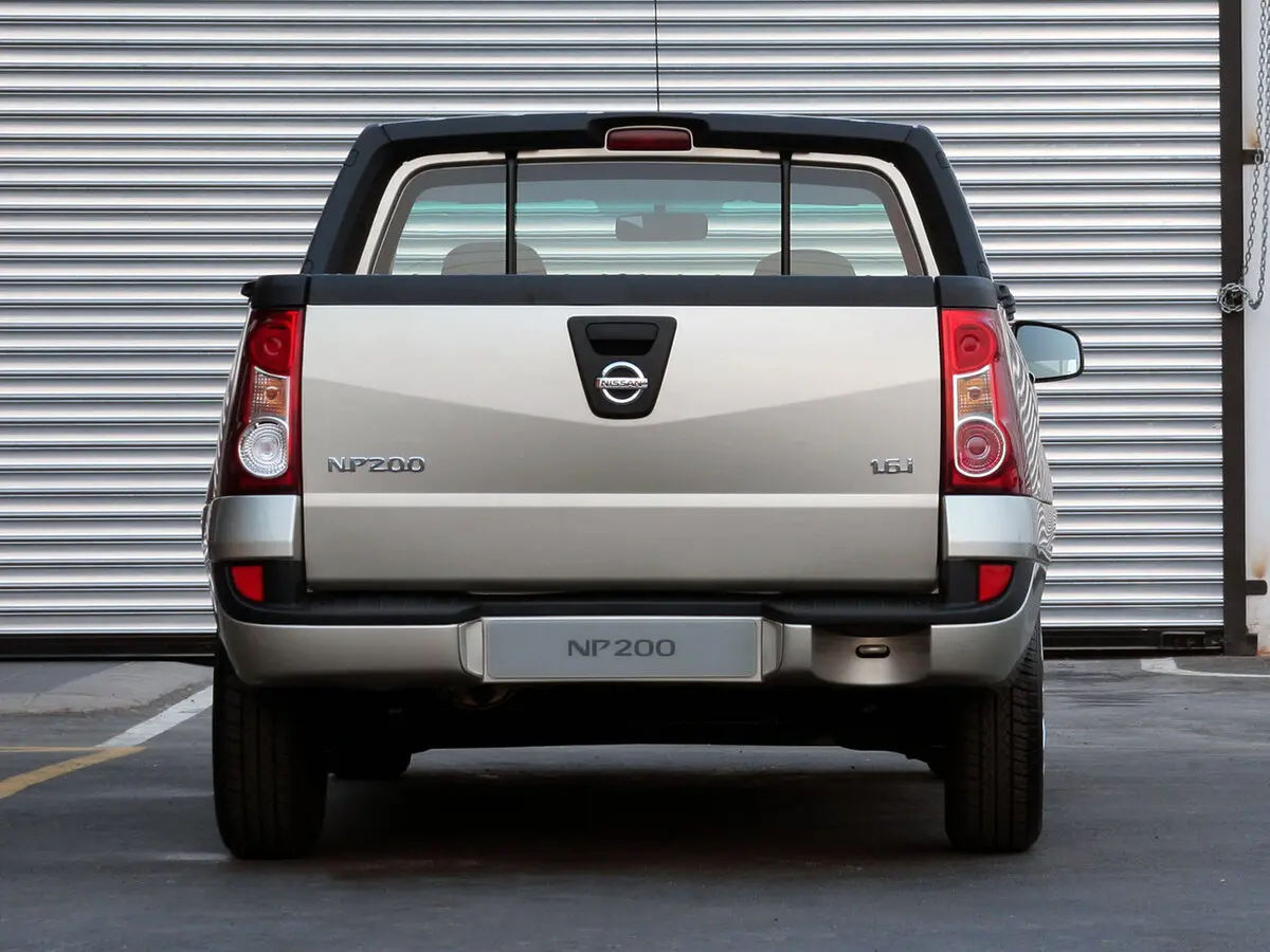 Nissan NP200 2008 – 2024 Пикап Одинарная кабина — сүрөт 3