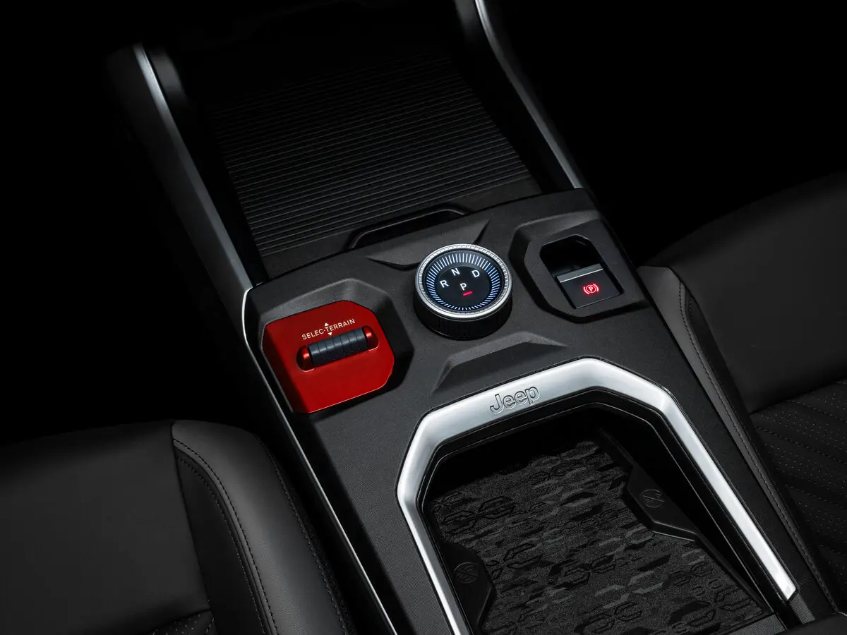Jeep Compass III Внедорожник 5 дв. — 照片 7