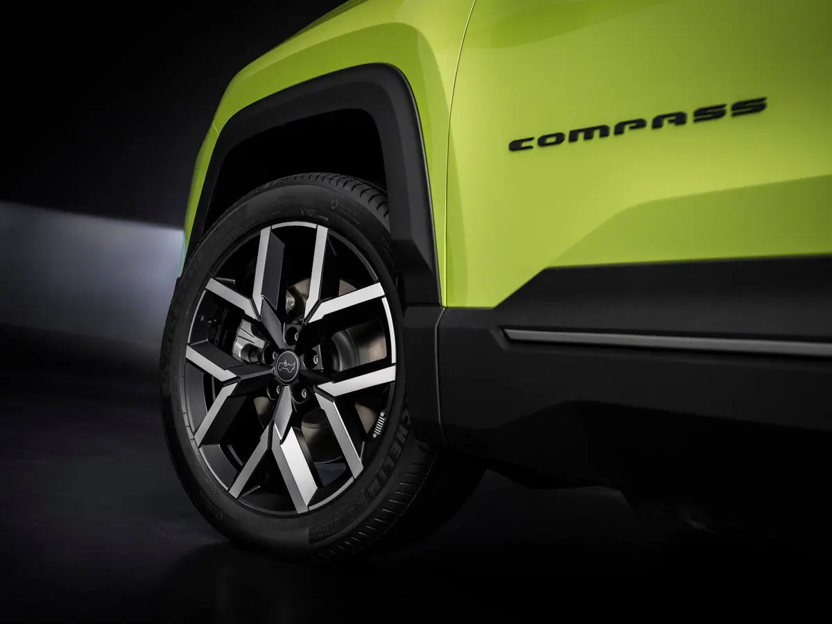 Jeep Compass III Внедорожник 5 дв. — 照片 11