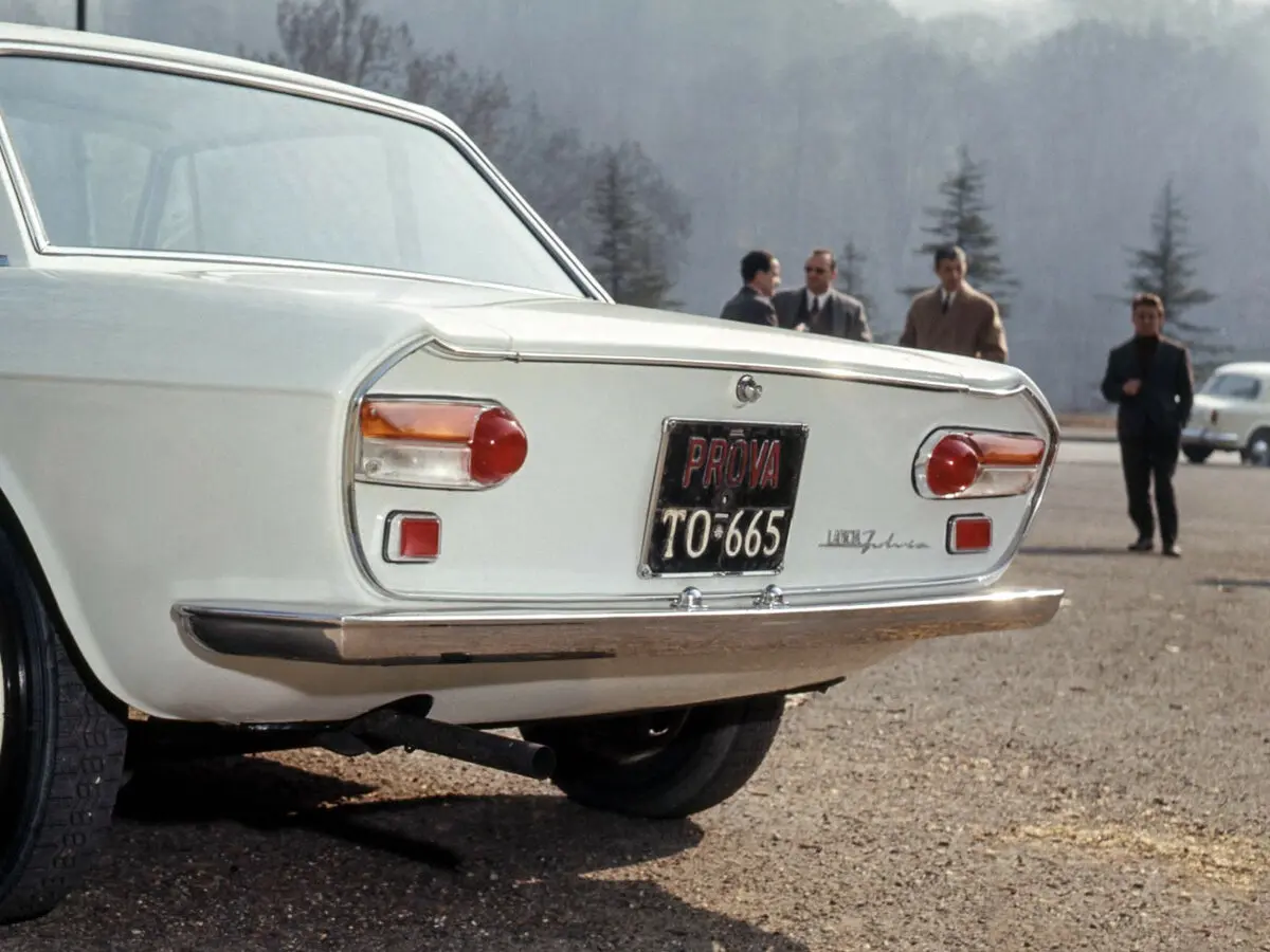 Lancia Fulvia 1968 – 1975 Купе — 照片 11