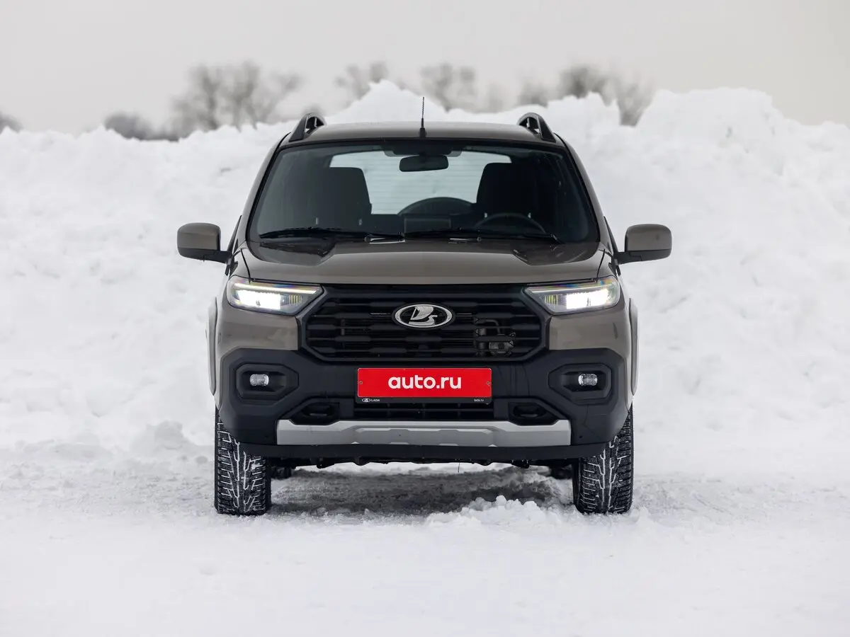 Lada (ВАЗ) Niva Travel I Рестайлинг Внедорожник 5 дв. — 照片 16