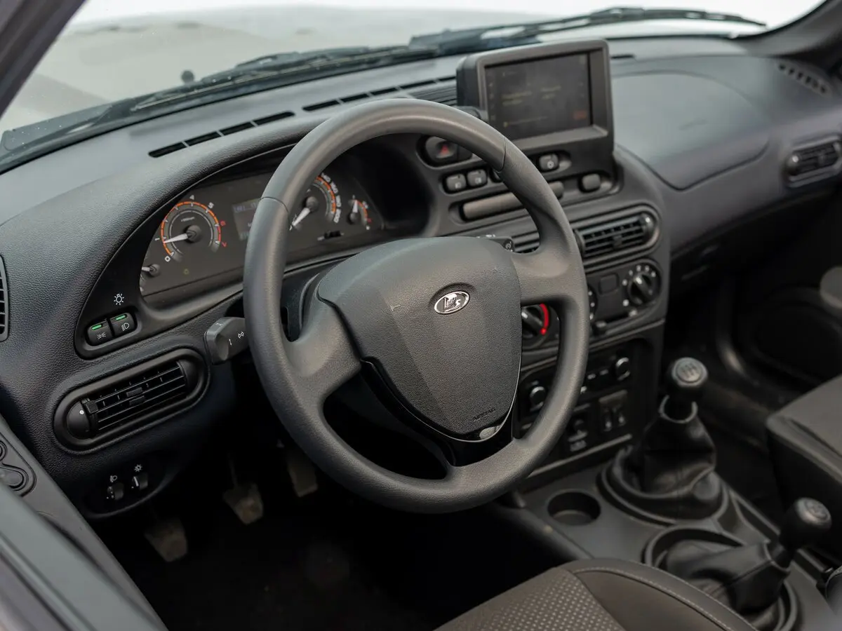 Lada (ВАЗ) Niva Travel I Рестайлинг Внедорожник 5 дв. — 照片 23