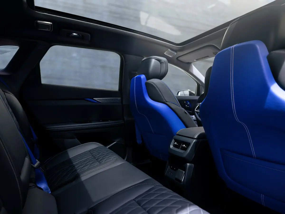 Cadillac Optiq-V 2025 – н.в. Внедорожник 5 дв. — сүрөт 5