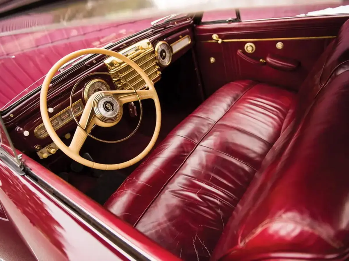 Lincoln Continental I Рестайлинг Купе — сүрөт 5
