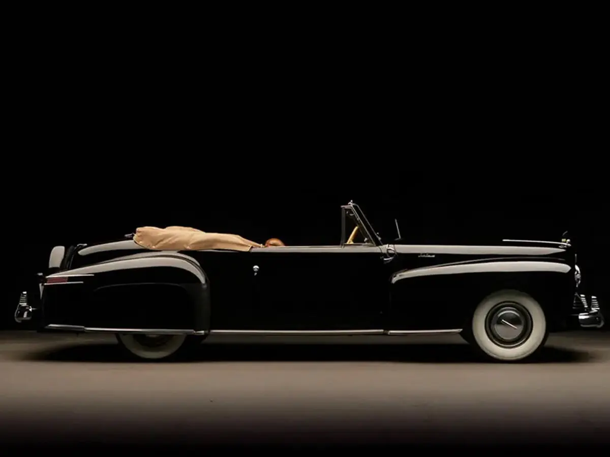 Lincoln Continental I Рестайлинг Кабриолет — 照片 2
