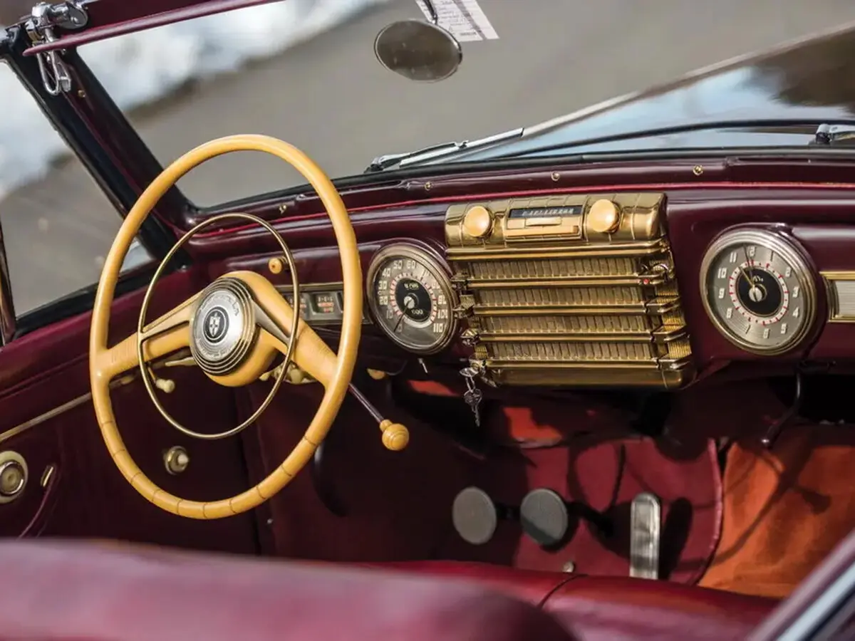 Lincoln Continental I Рестайлинг Кабриолет — 照片 4