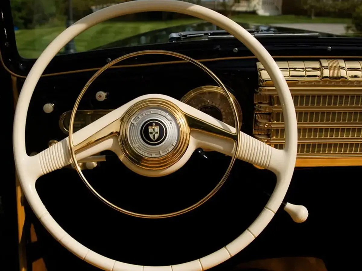 Lincoln Continental I Рестайлинг Кабриолет — 照片 5