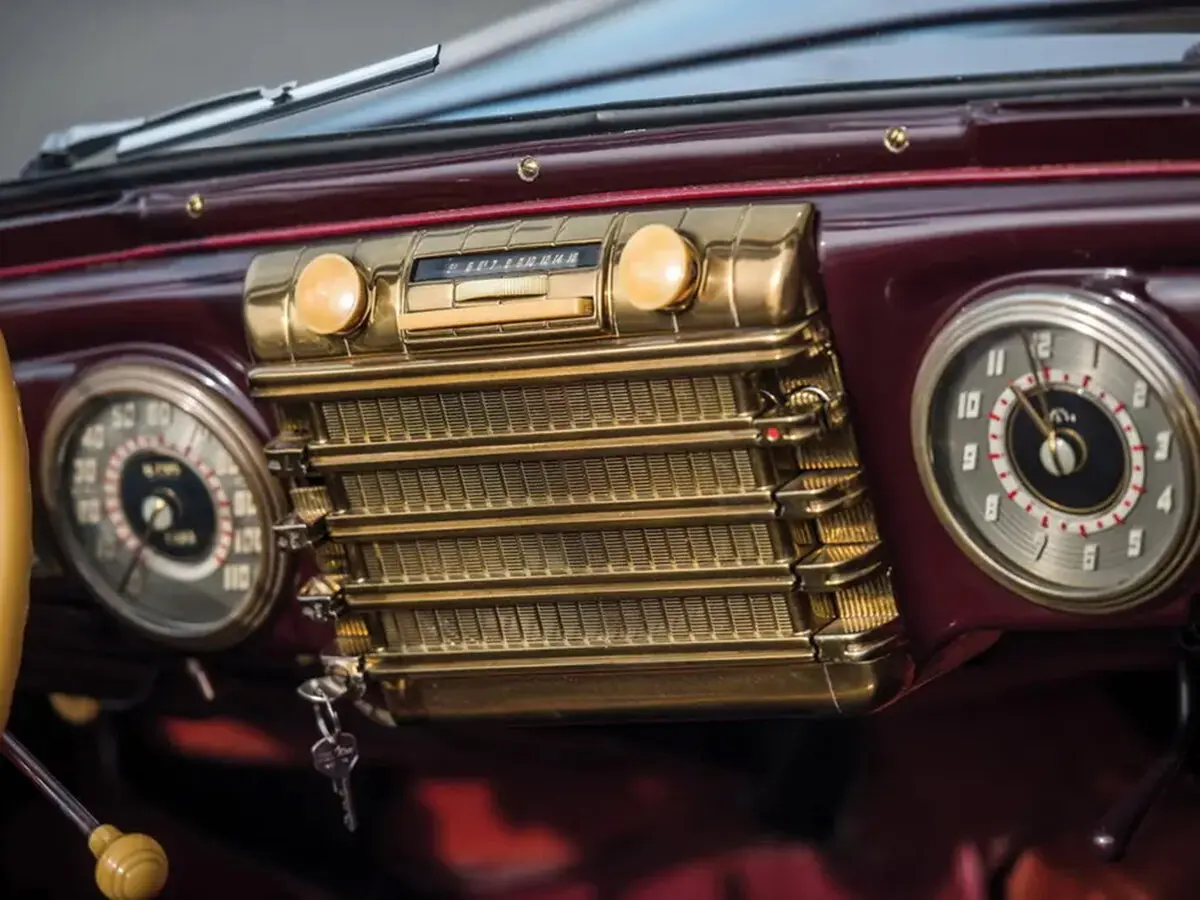 Lincoln Continental I Рестайлинг Кабриолет — 照片 6