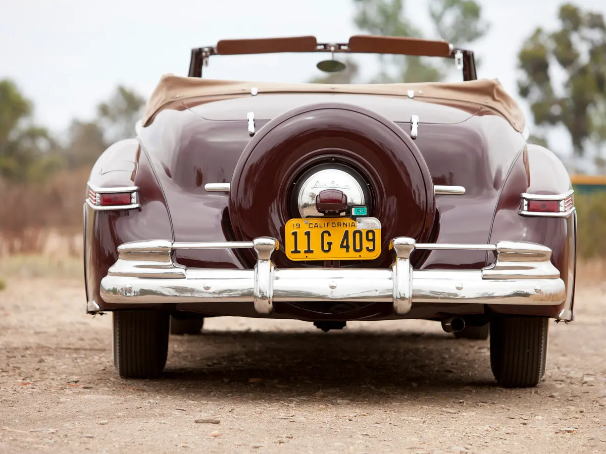 Lincoln Continental I Рестайлинг 2 Кабриолет — сүрөт 3